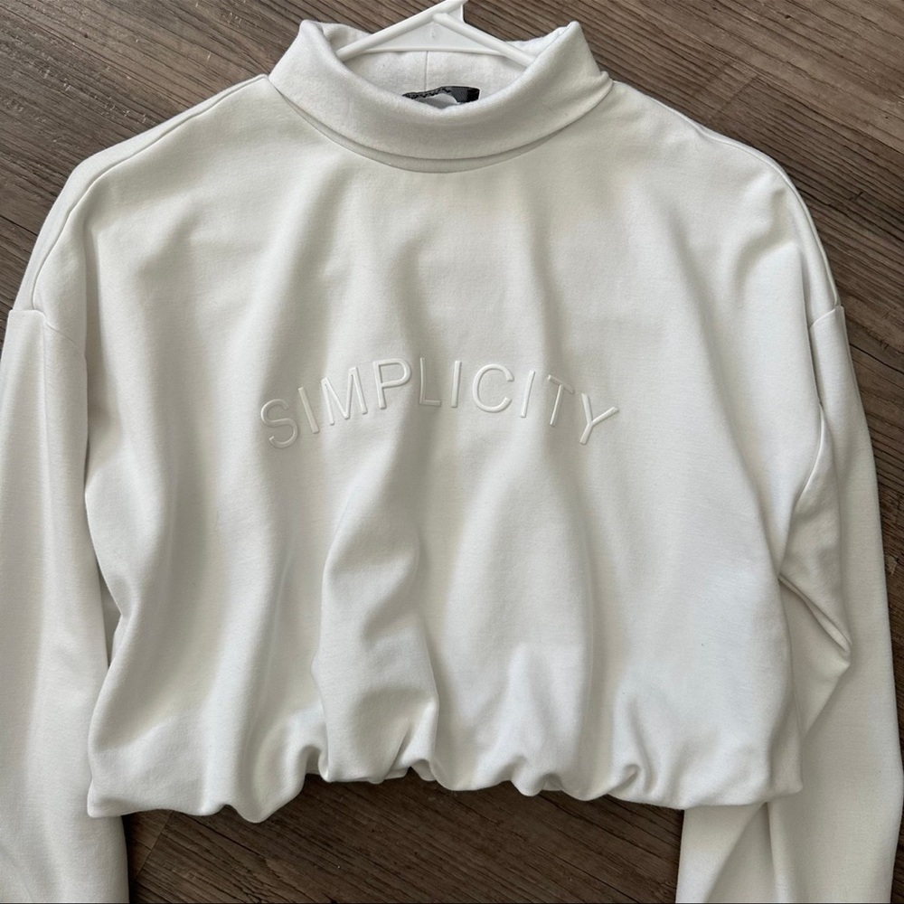 AKIRA Cream Cropped Mock Neck Sweatshirt - Picture 2 of 3